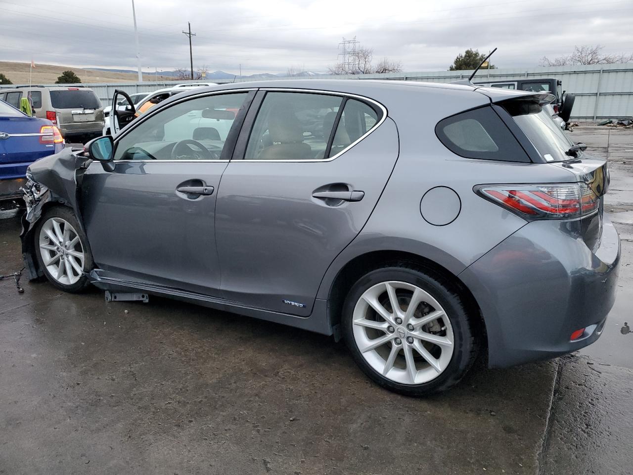 2012 Lexus CT - Image 2