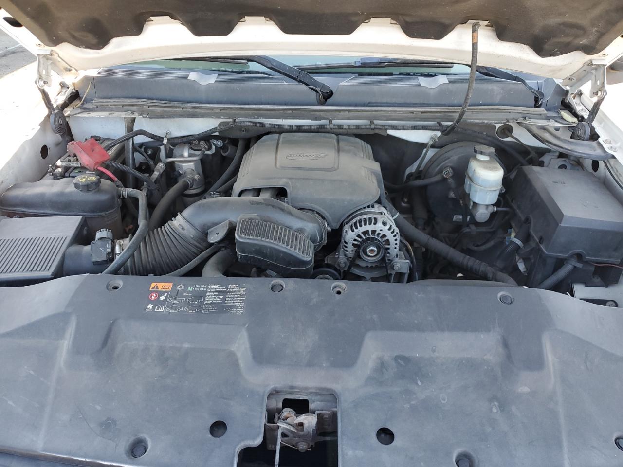 2011 Chevrolet Silverado - Image 11