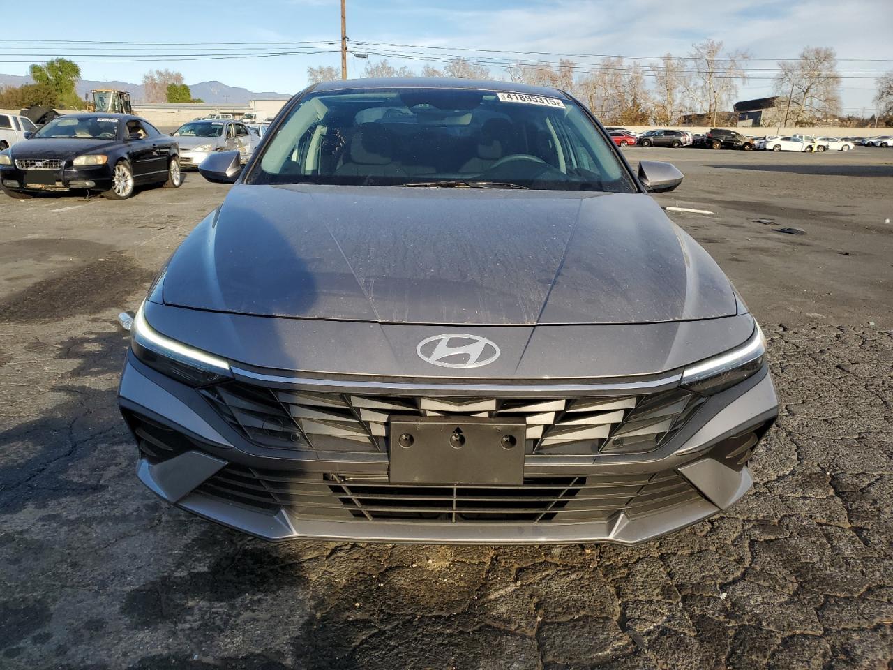2024 Hyundai Elantra - Image 5