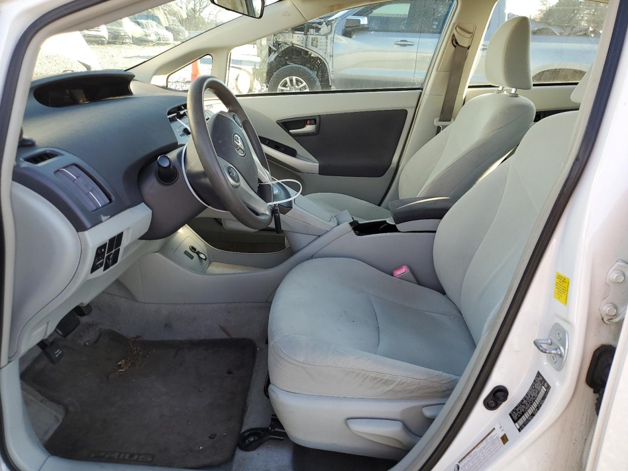 2010 Toyota Prius - Image 7