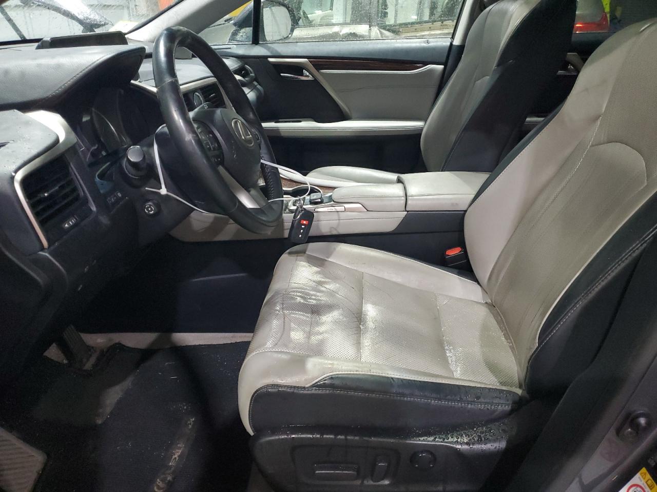 2017 Lexus RX - Image 7