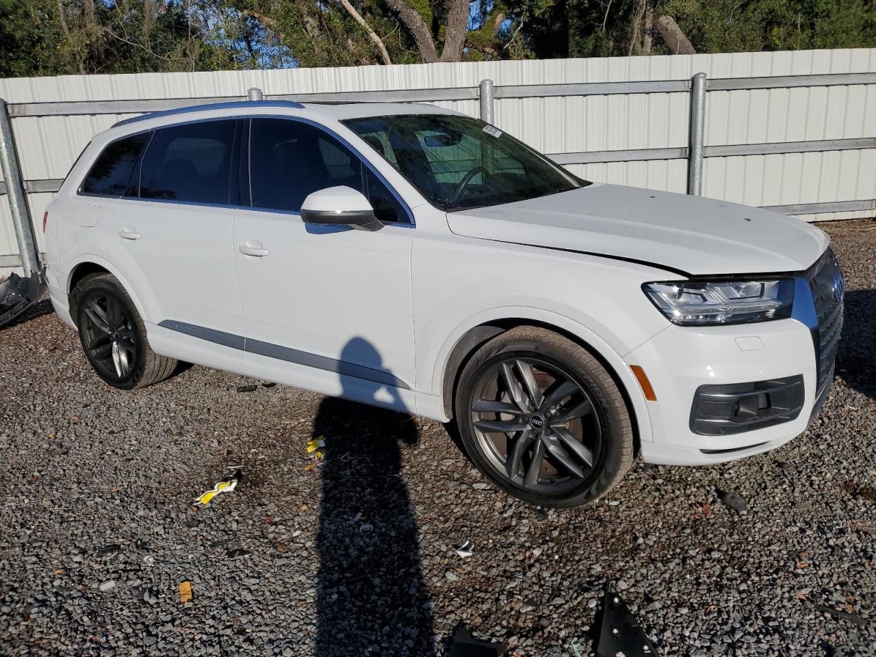 VIN WA1VAAF77JD008226 2018 AUDI Q7 no.4