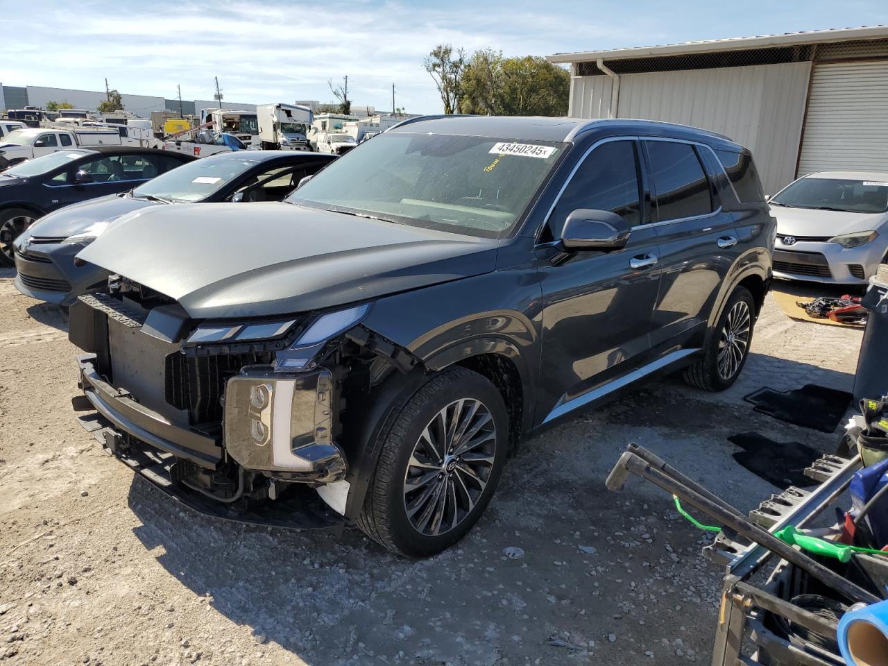 2023 Hyundai Palisade - Image 1