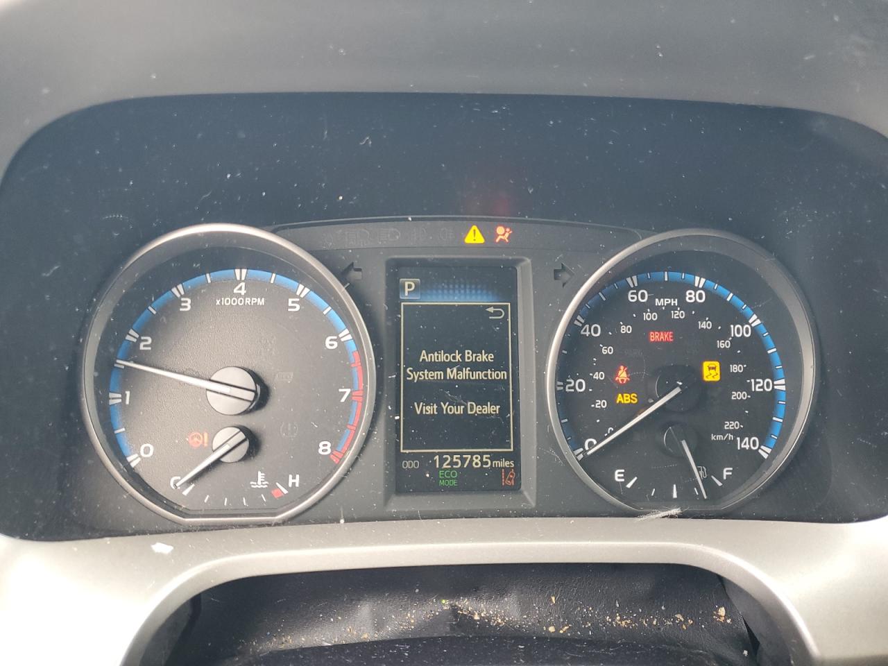 2018 Toyota RAV 4 - Image 9