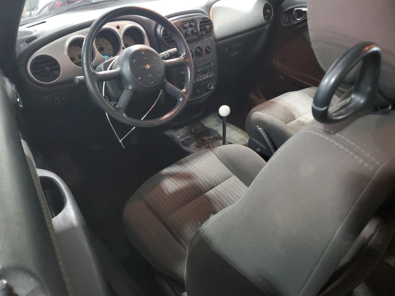 2005 Chrysler PT Cruiser - Image 8