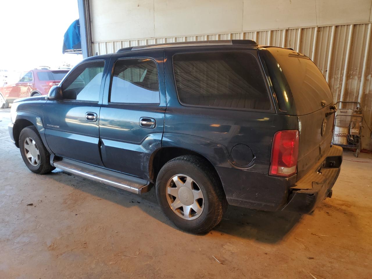 2006 Cadillac Escalade - Image 2