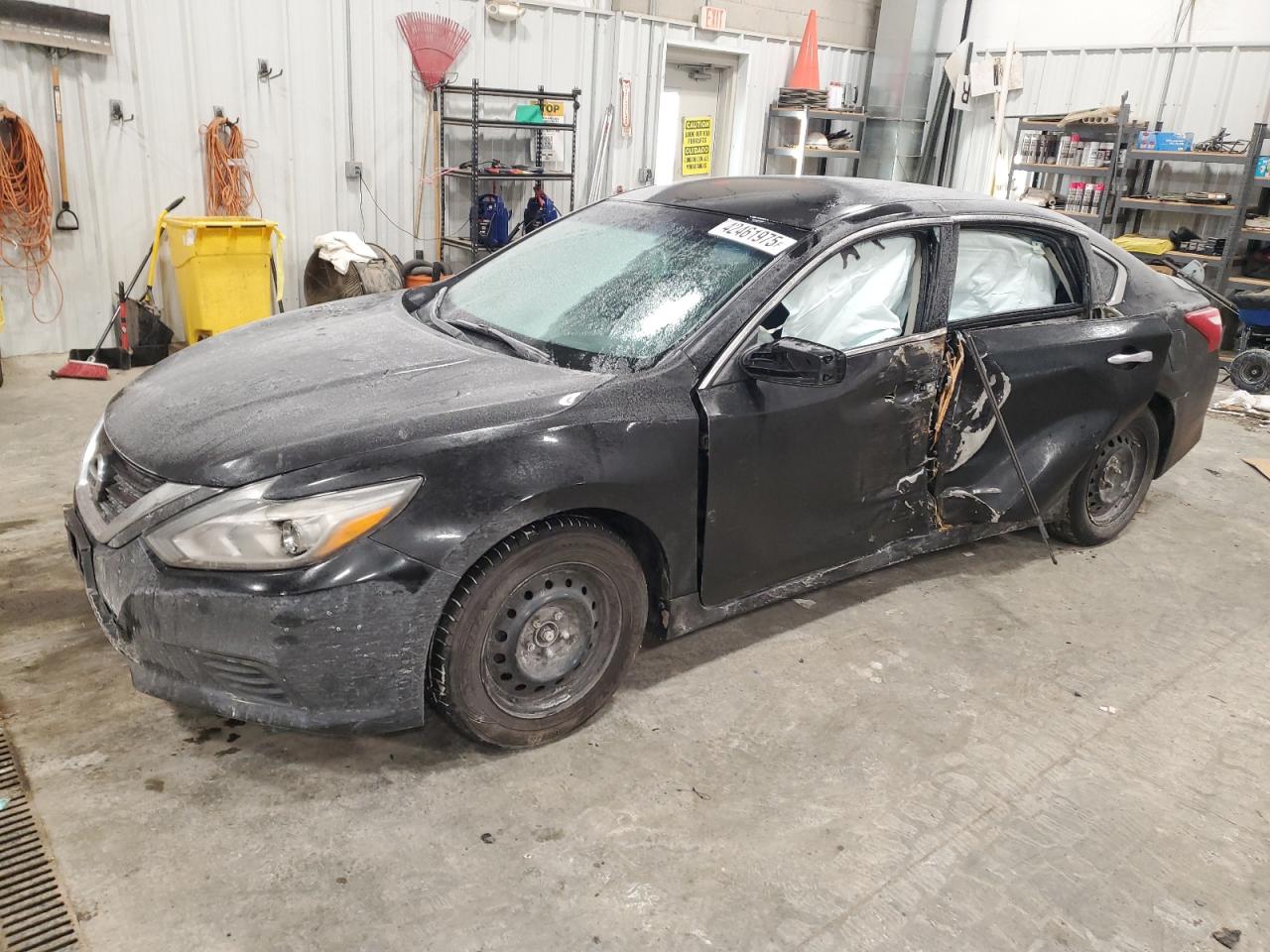 2017 Nissan Altima - Image 1