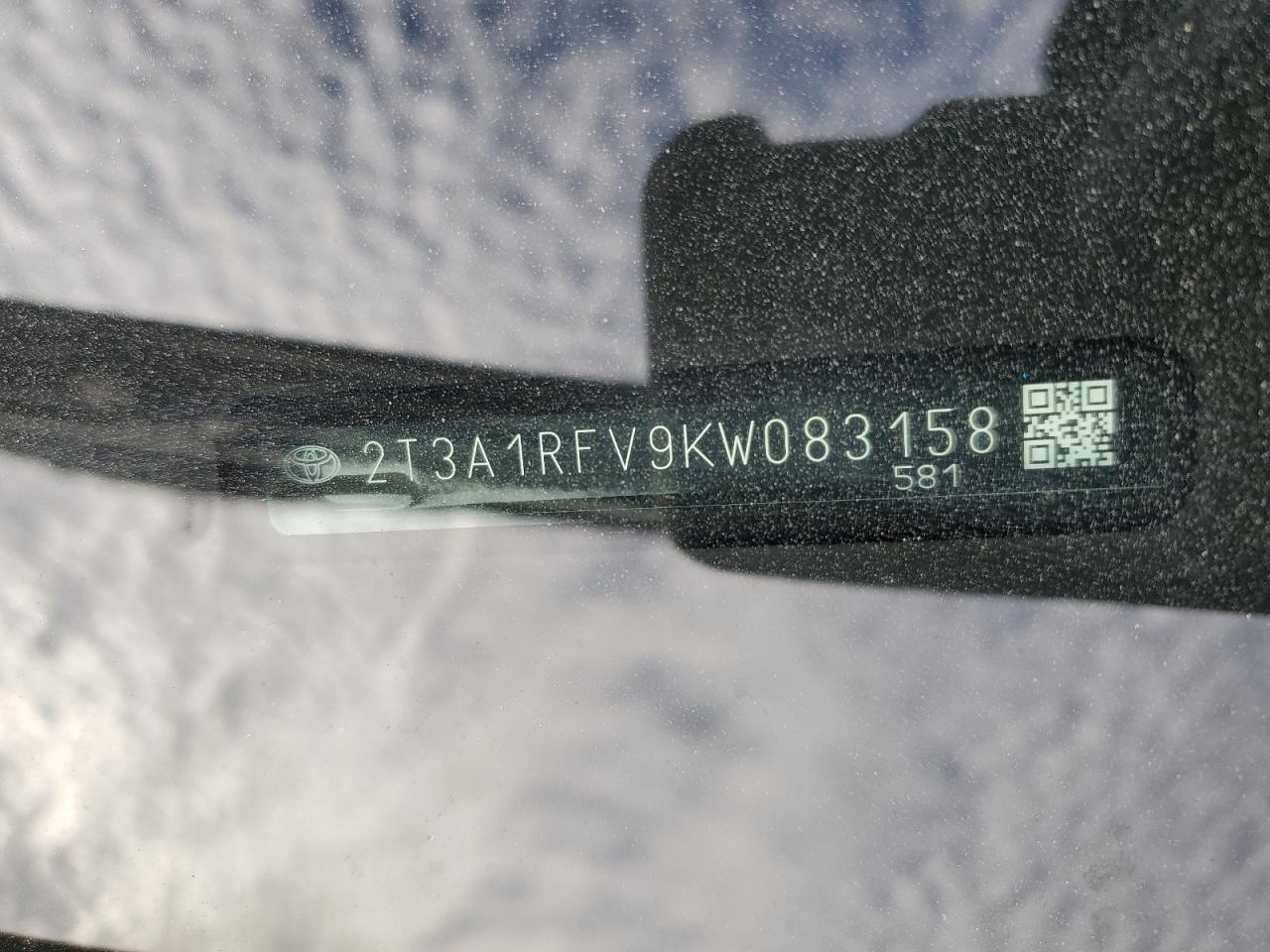 2019 Toyota RAV 4 - Image 13