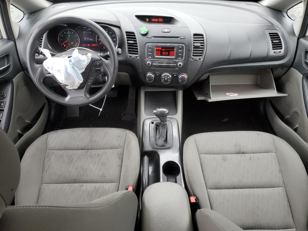 2015 Kia Forte - Image 8