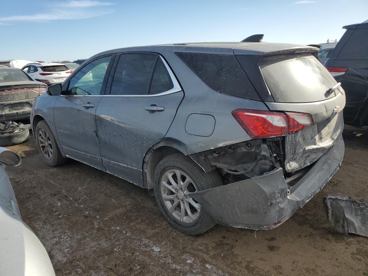 2018 Chevrolet Equinox - Image 2