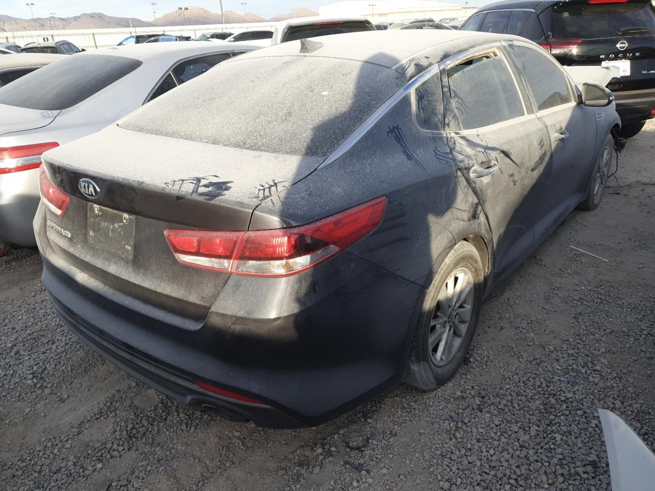 VIN KNAGT4L38H5137752 2017 KIA OPTIMA no.3