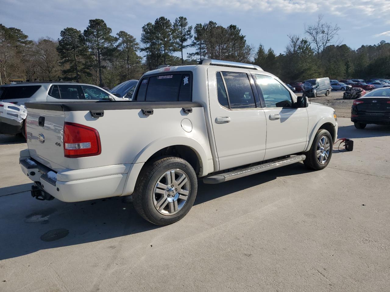 2010 Ford Explorer - Image 3
