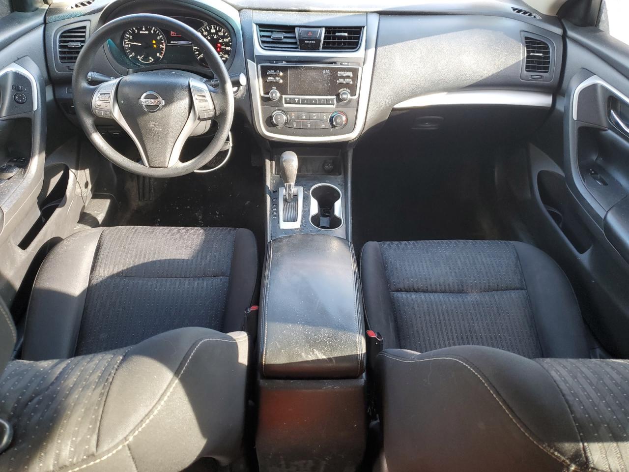 2016 Nissan Altima - Image 8