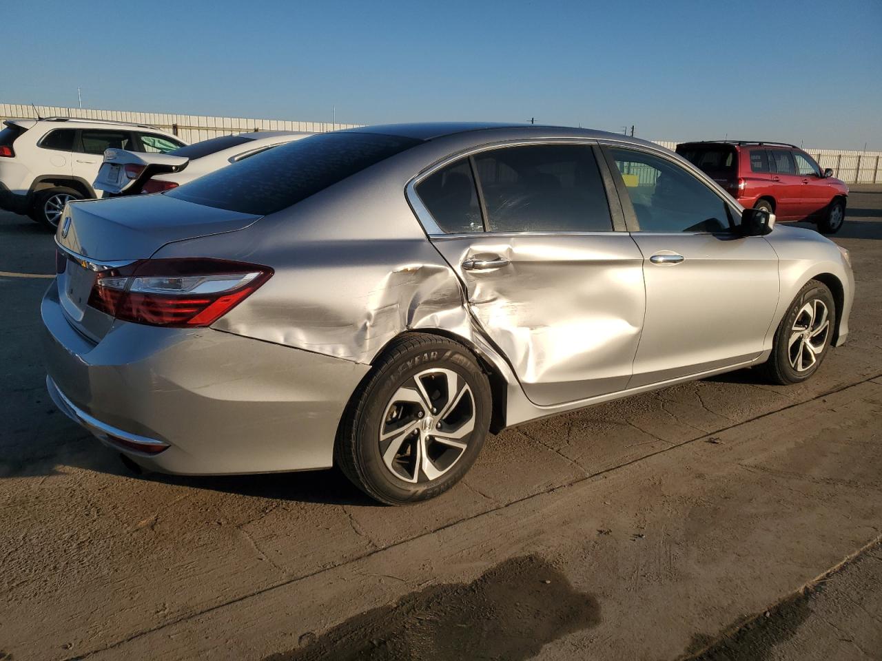 VIN 1HGCR2F38GA025847 2016 HONDA ACCORD no.3