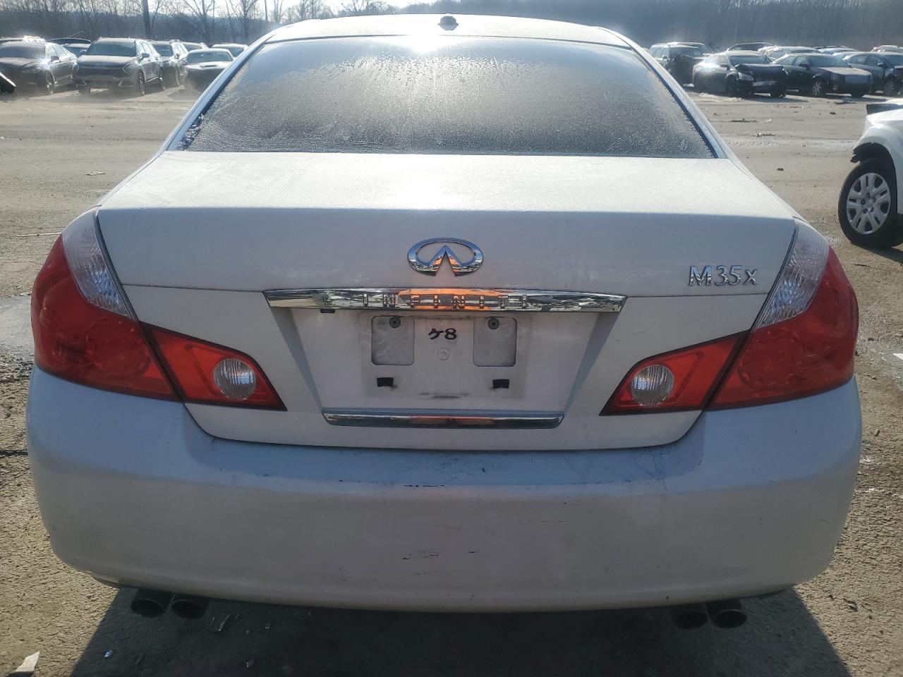 2007 Infiniti M - Image 6