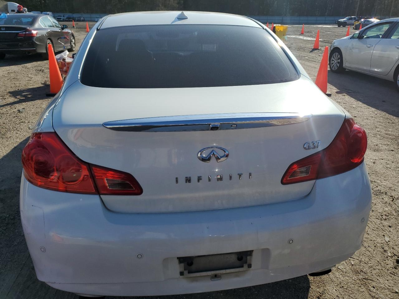 VIN JN1CV6APXDM718962 2013 INFINITI G37 no.6