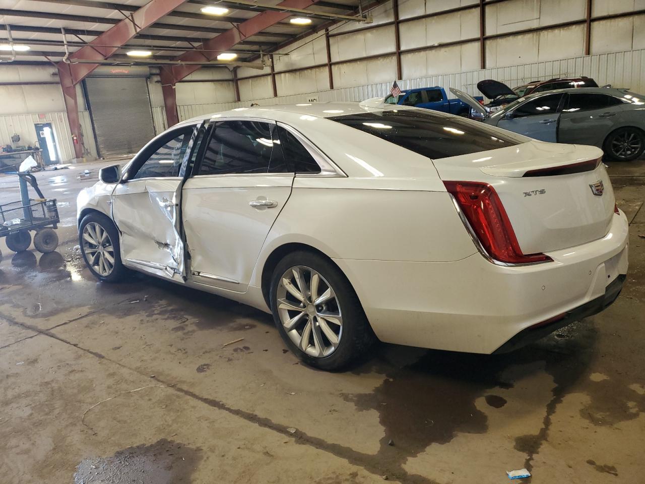 2018 Cadillac XTS - Image 2