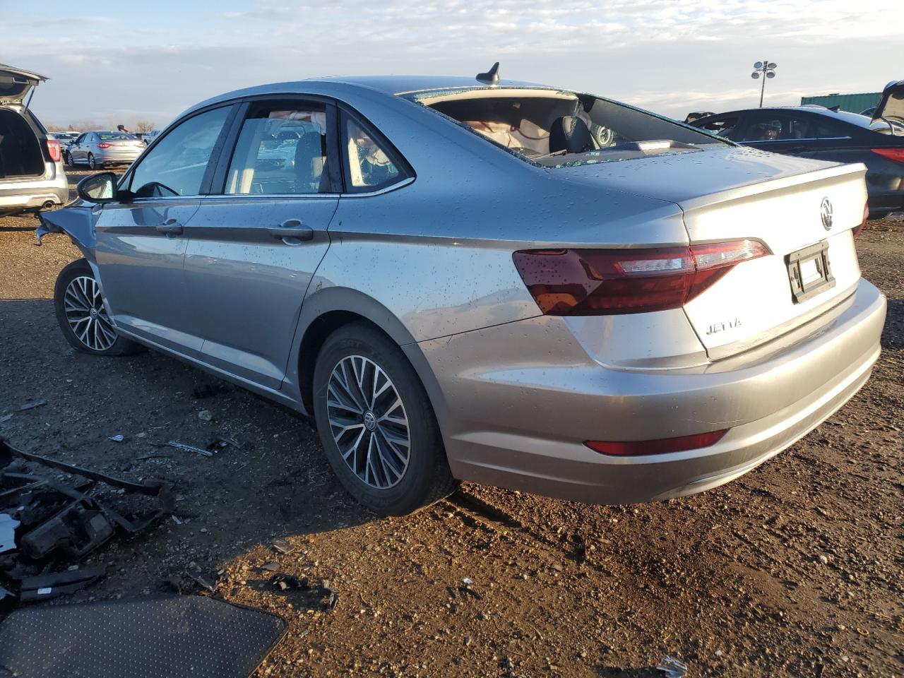 2020 Volkswagen Jetta - Image 2