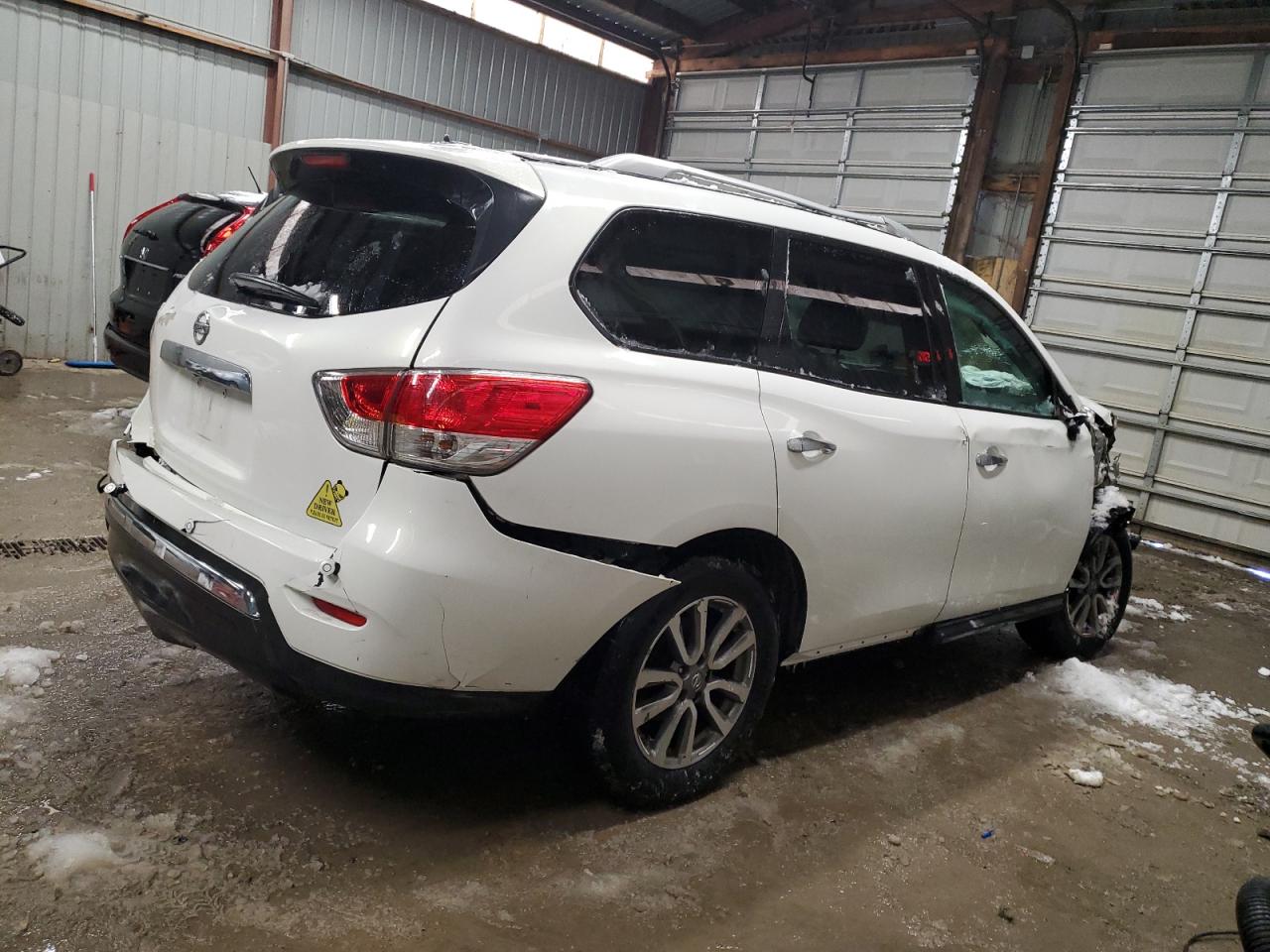 VIN 5N1AR2MN8EC624027 2014 NISSAN PATHFINDER no.3