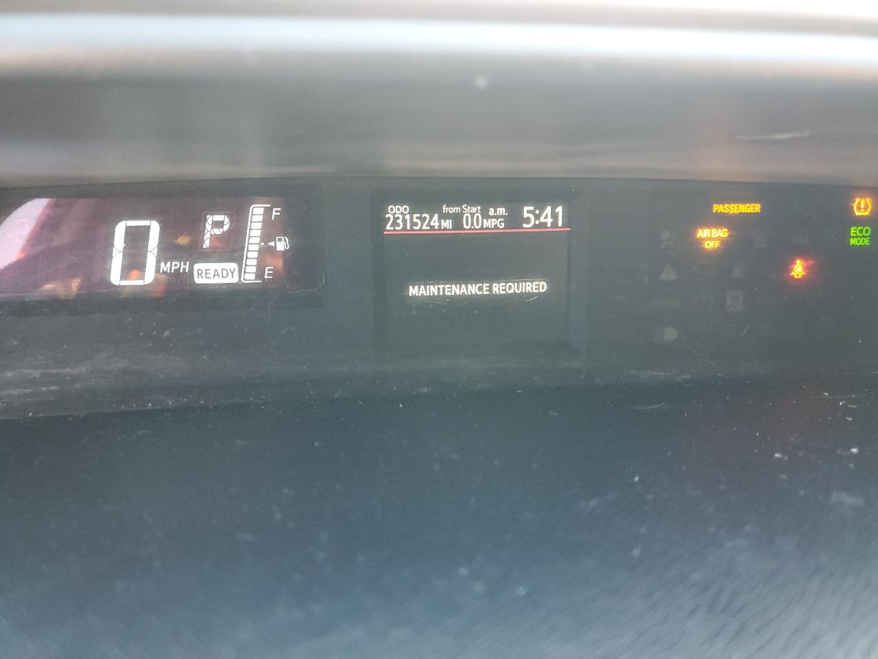 2015 Toyota Prius - Image 9