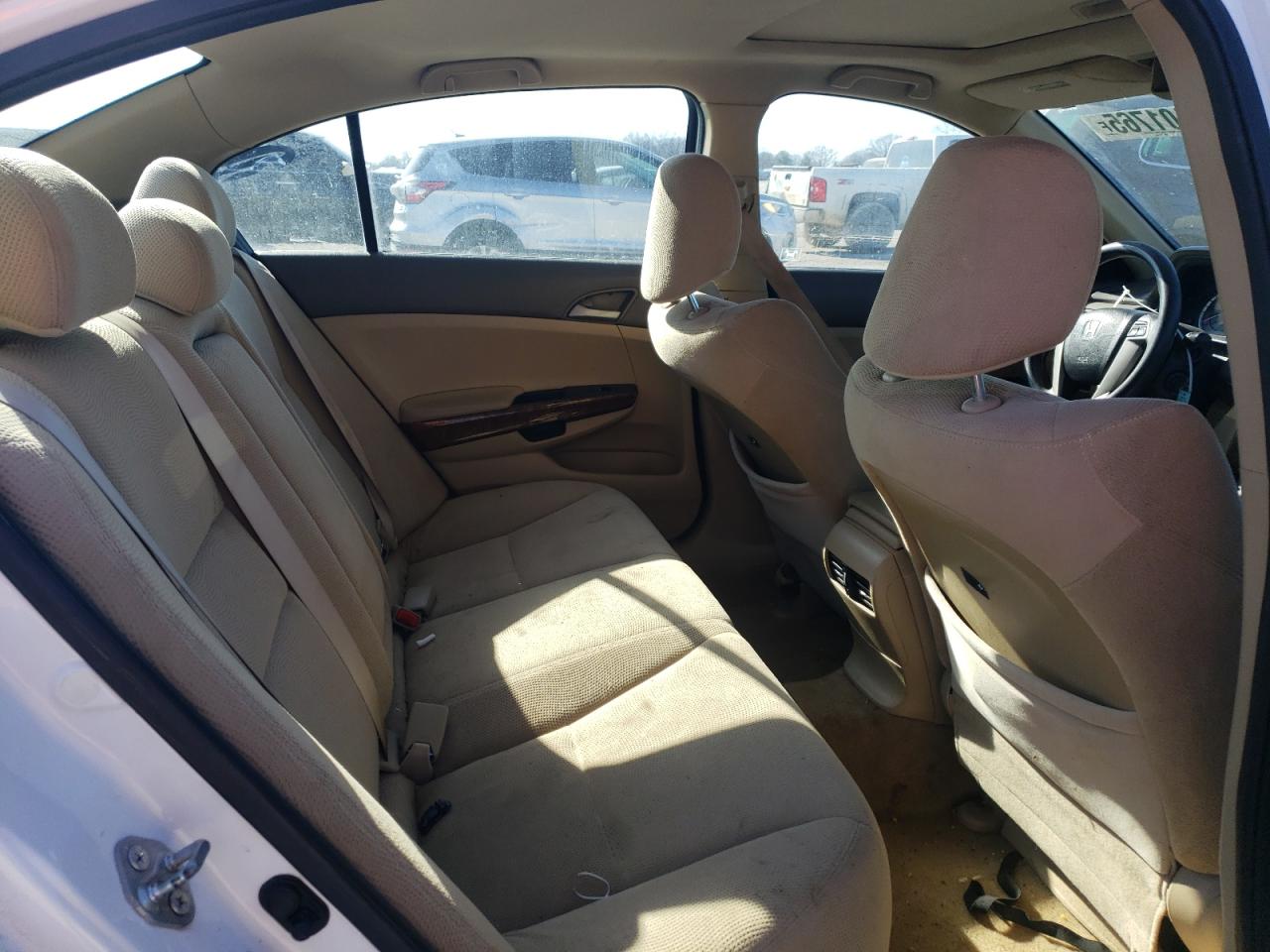 2010 Honda Accord - Image 11