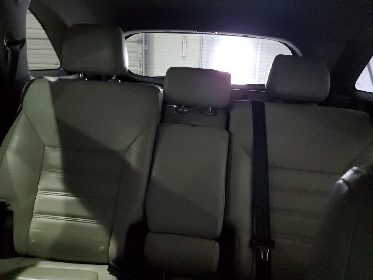 2016 Kia Sorento - Image 10