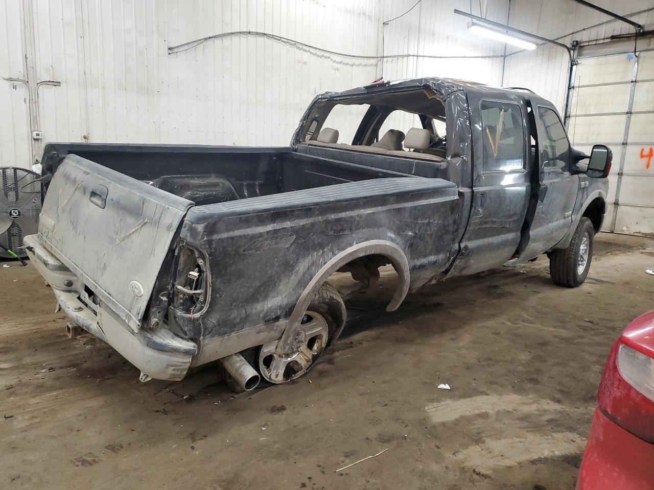 2005 Ford F350 - Image 3