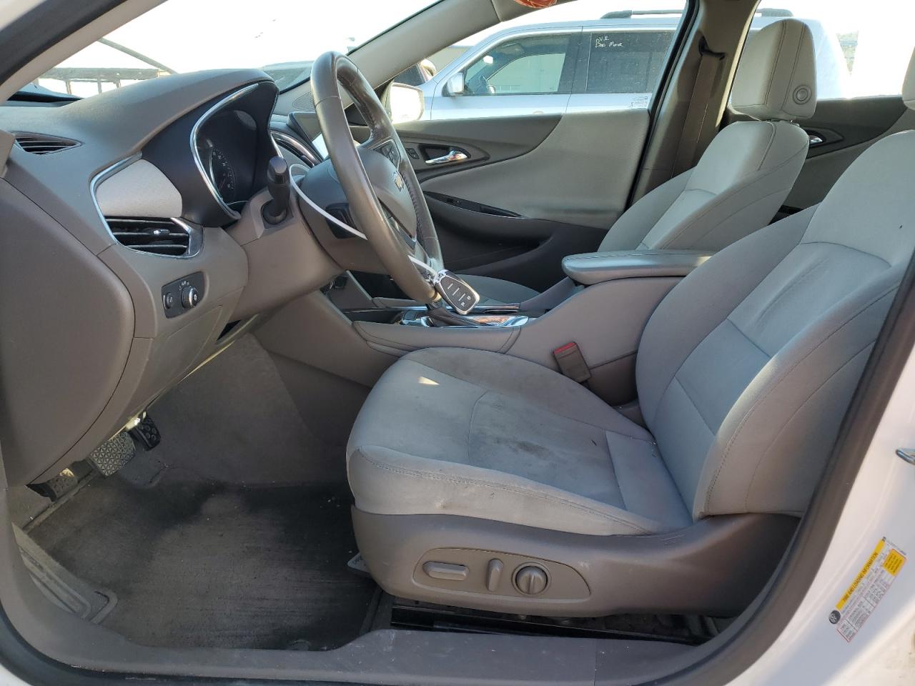 2018 Chevrolet Malibu - Image 7