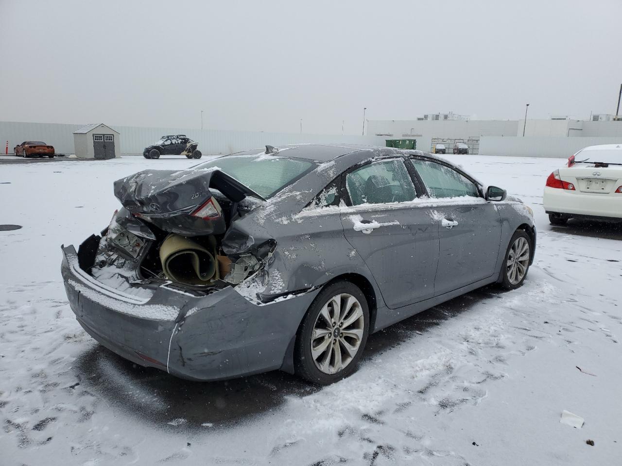 2013 Hyundai Sonata - Image 3