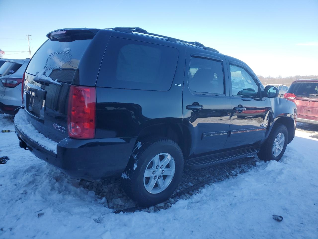 2011 GMC Yukon - Image 3