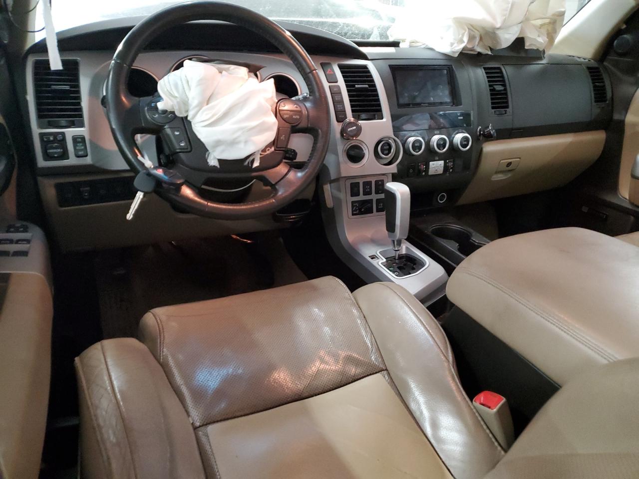 2008 Toyota Sequoia - Image 8