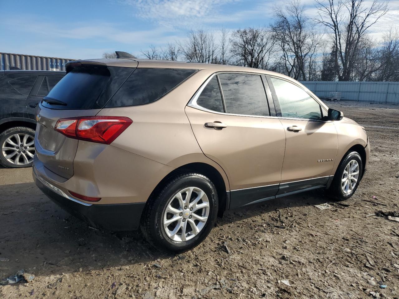 2019 Chevrolet Equinox - Image 3