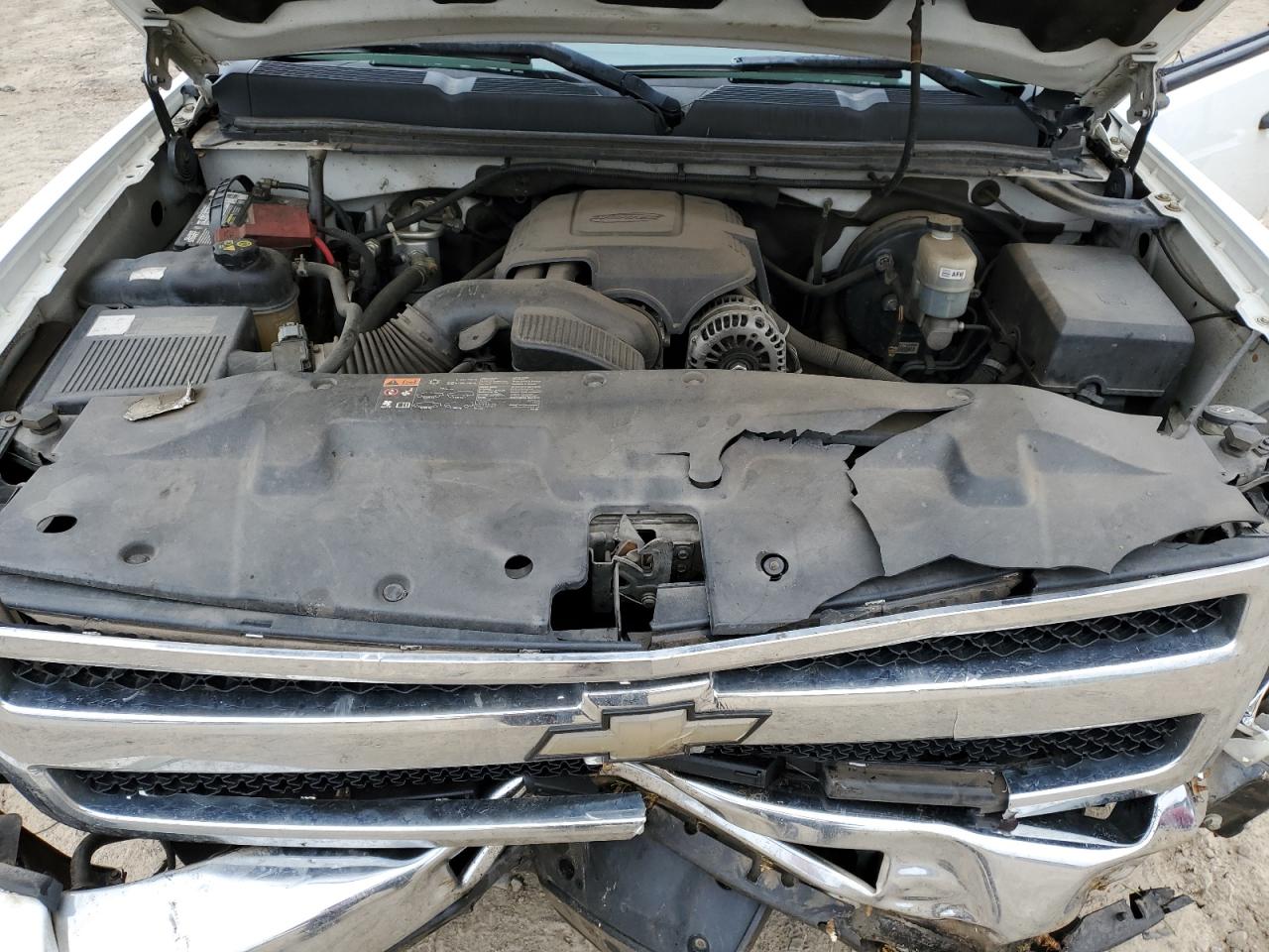 2011 Chevrolet Silverado - Image 12