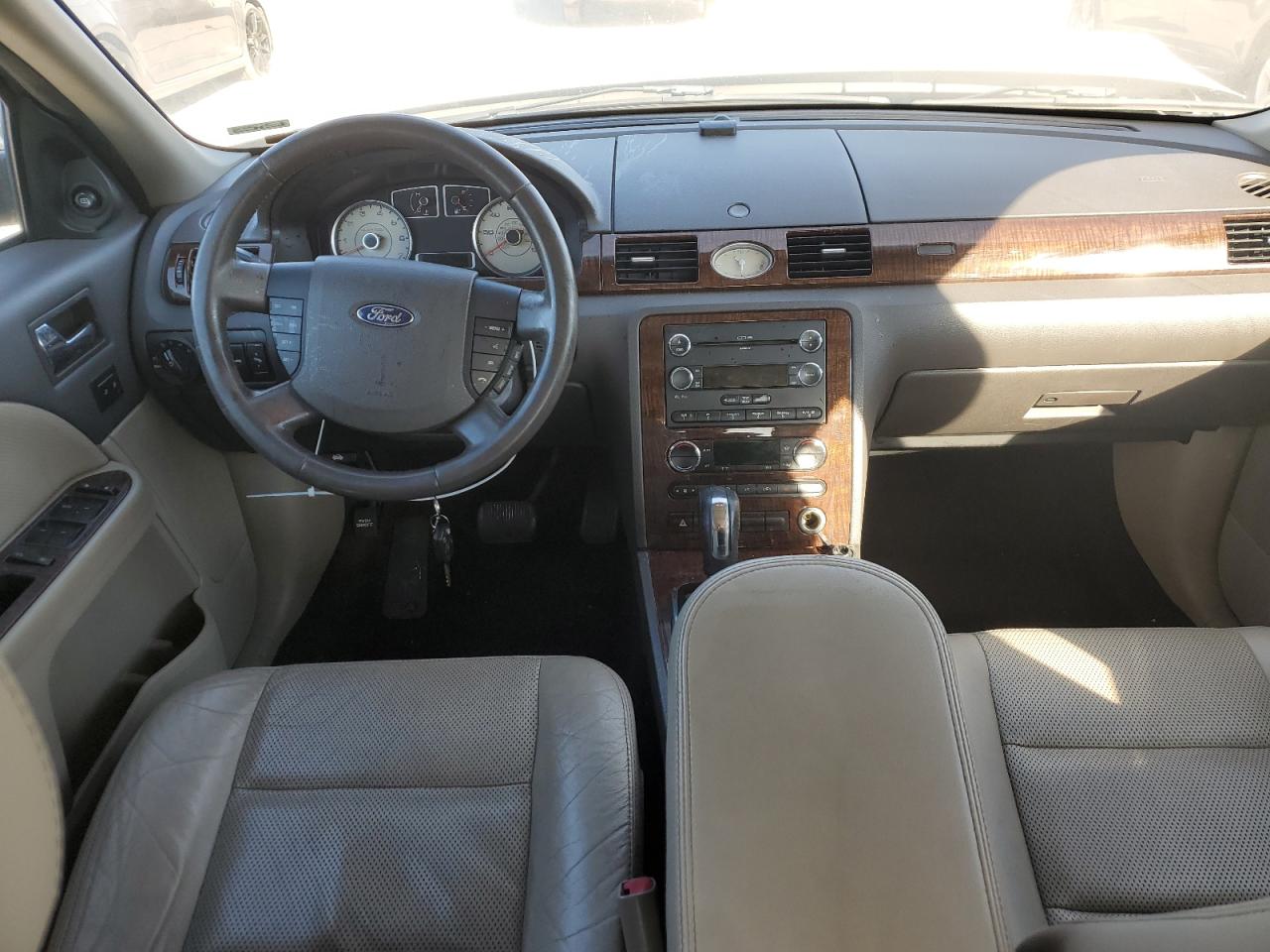 2009 Ford Taurus - Image 8