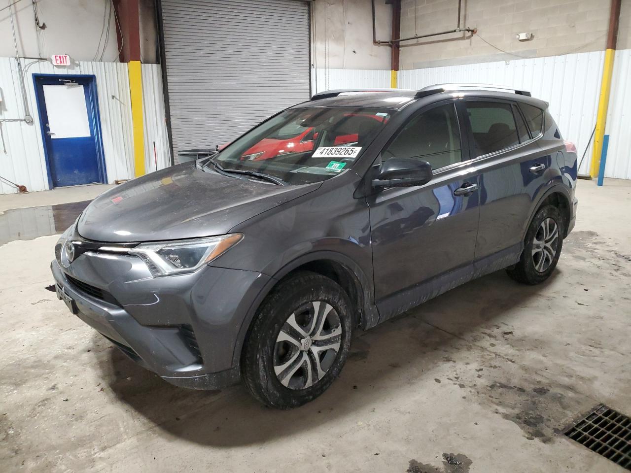 2017 Toyota RAV 4 - Image 1