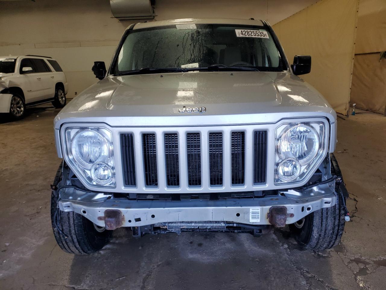 2008 Jeep Liberty (North America) - Image 5
