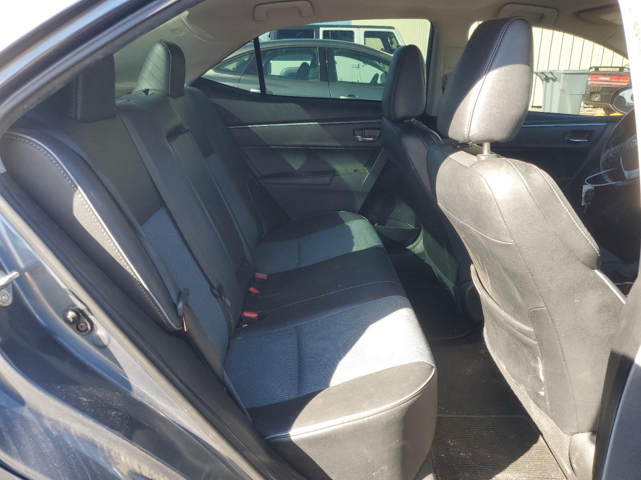 2015 Toyota Corolla - Image 10