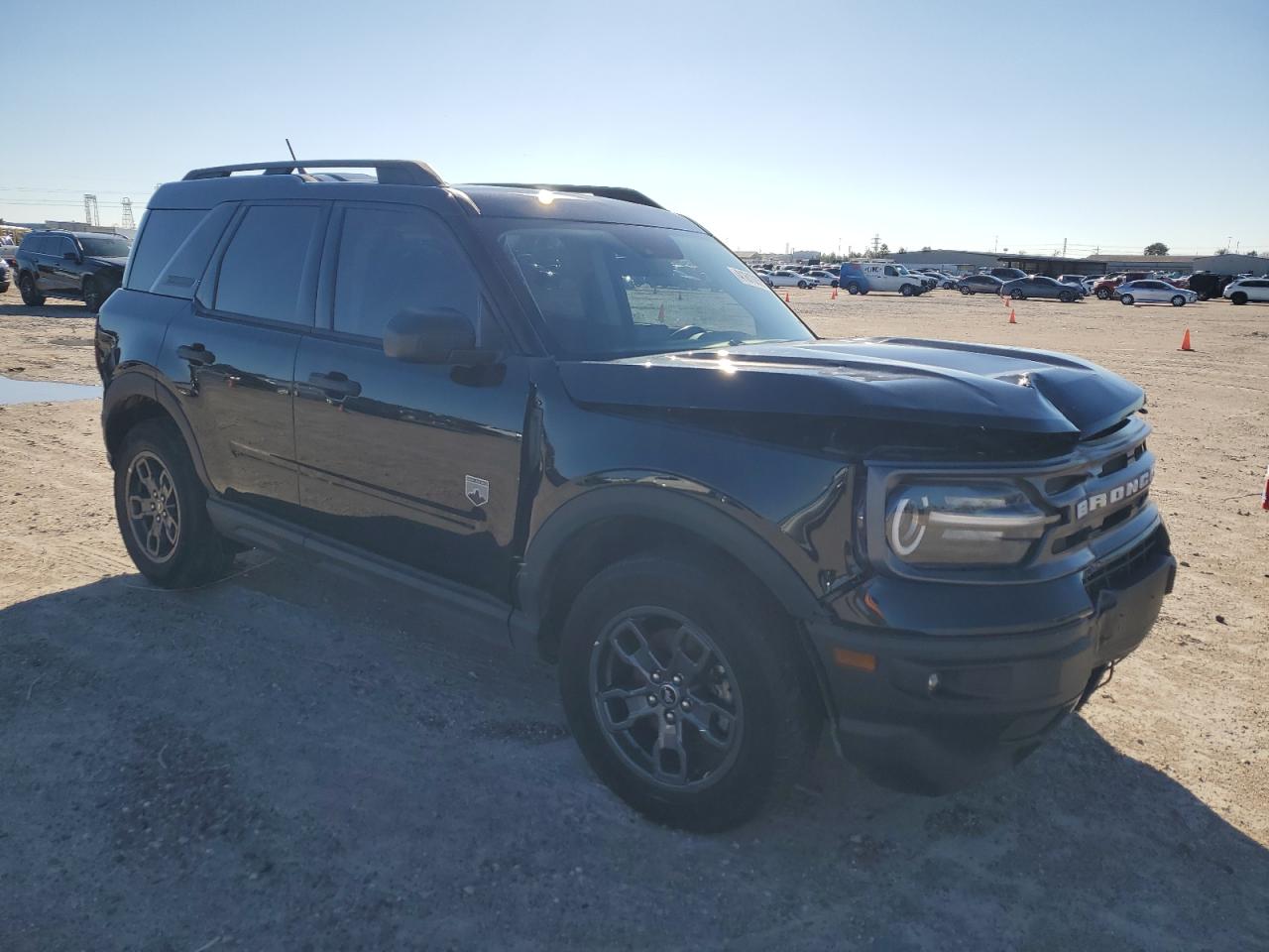 2022 Ford Bronco - Image 4