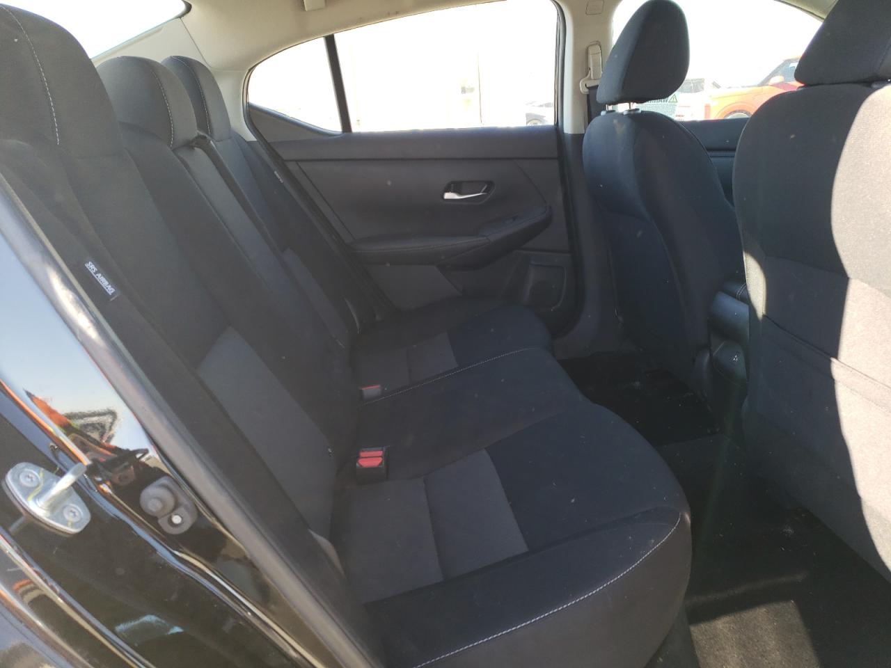 2021 Nissan Sentra - Image 10