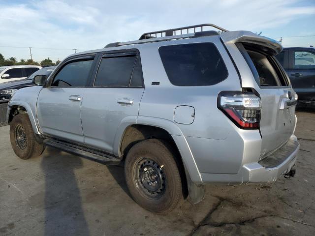  TOYOTA 4RUNNER SE 2023 Srebrny