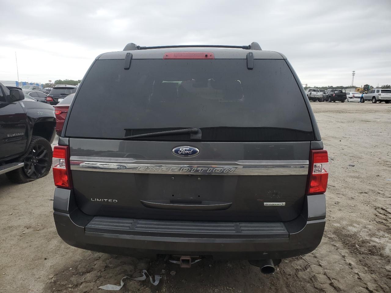 2015 Ford Expedition - Image 6