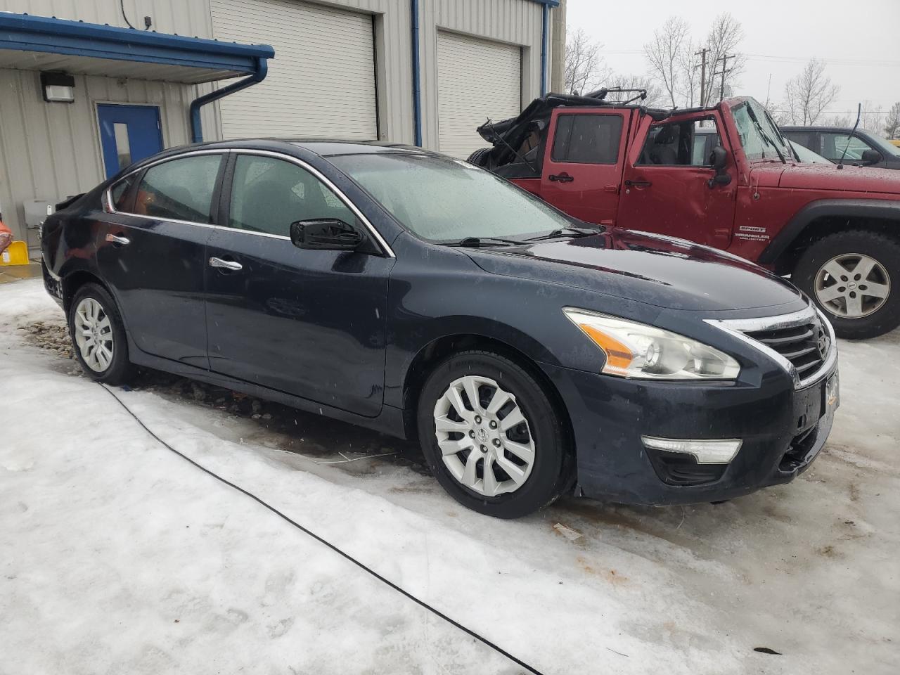 2013 Nissan Altima - Image 4