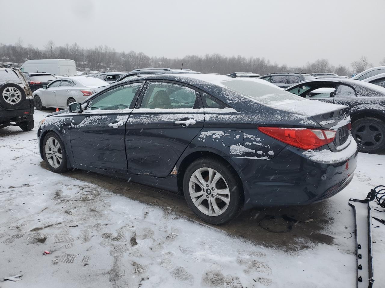 VIN 5NPEC4AC7DH680257 2013 HYUNDAI SONATA no.2