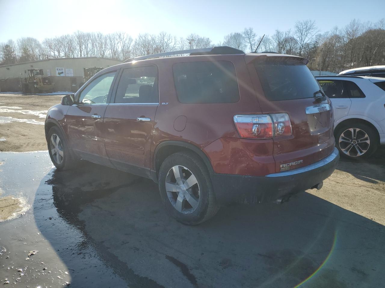 2012 GMC Acadia - Image 2