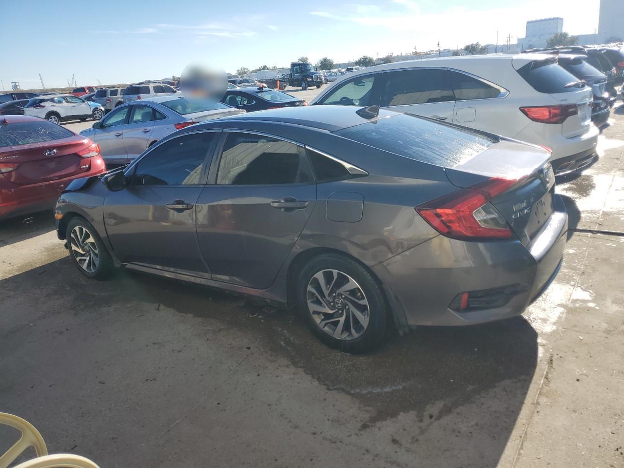 2018 Honda Civic - Image 2