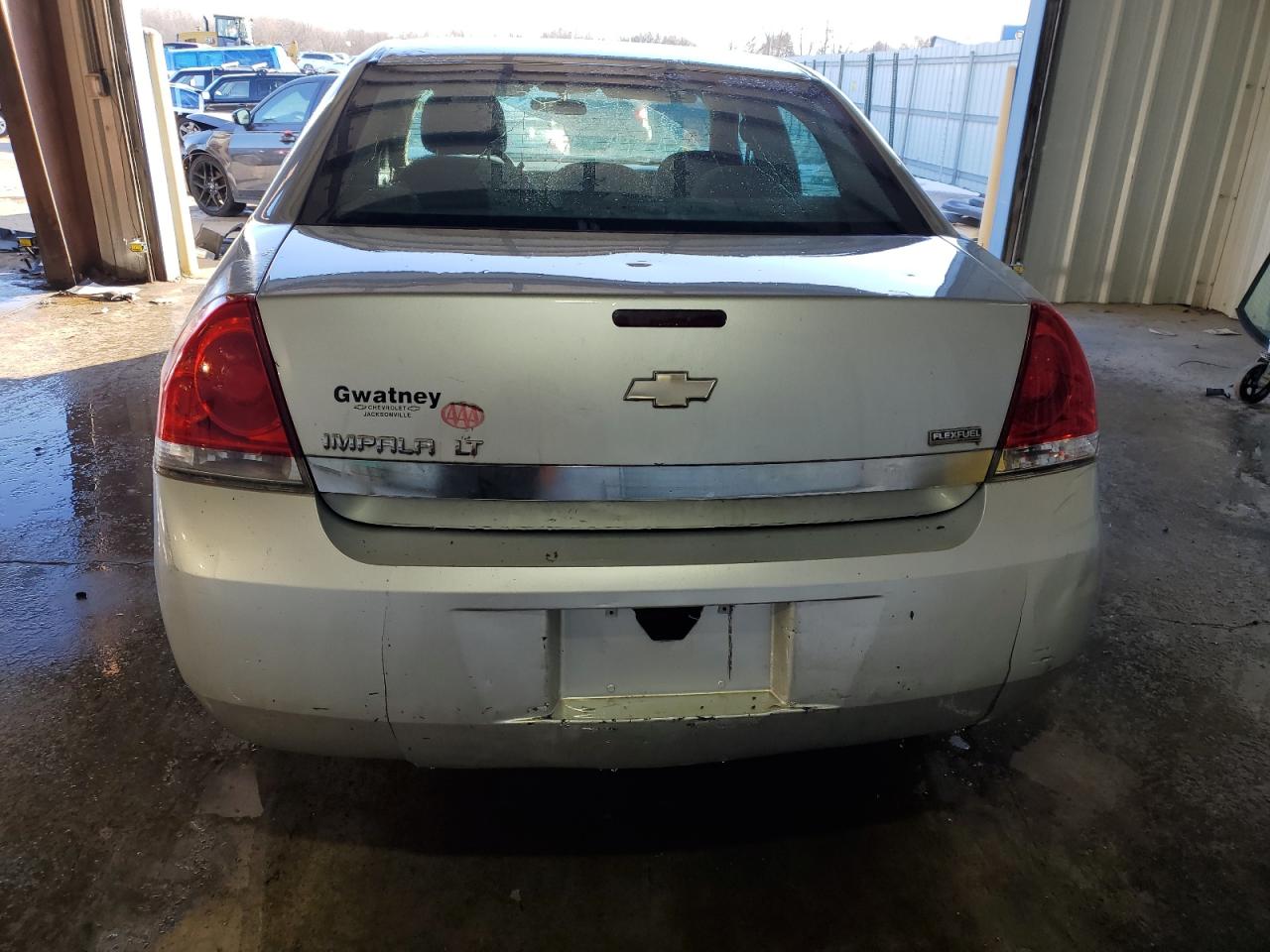 2010 Chevrolet Impala - Image 6