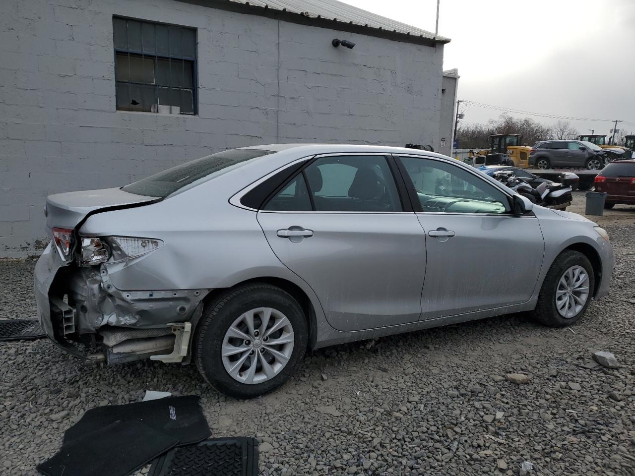 2016 Toyota Camry - Image 3