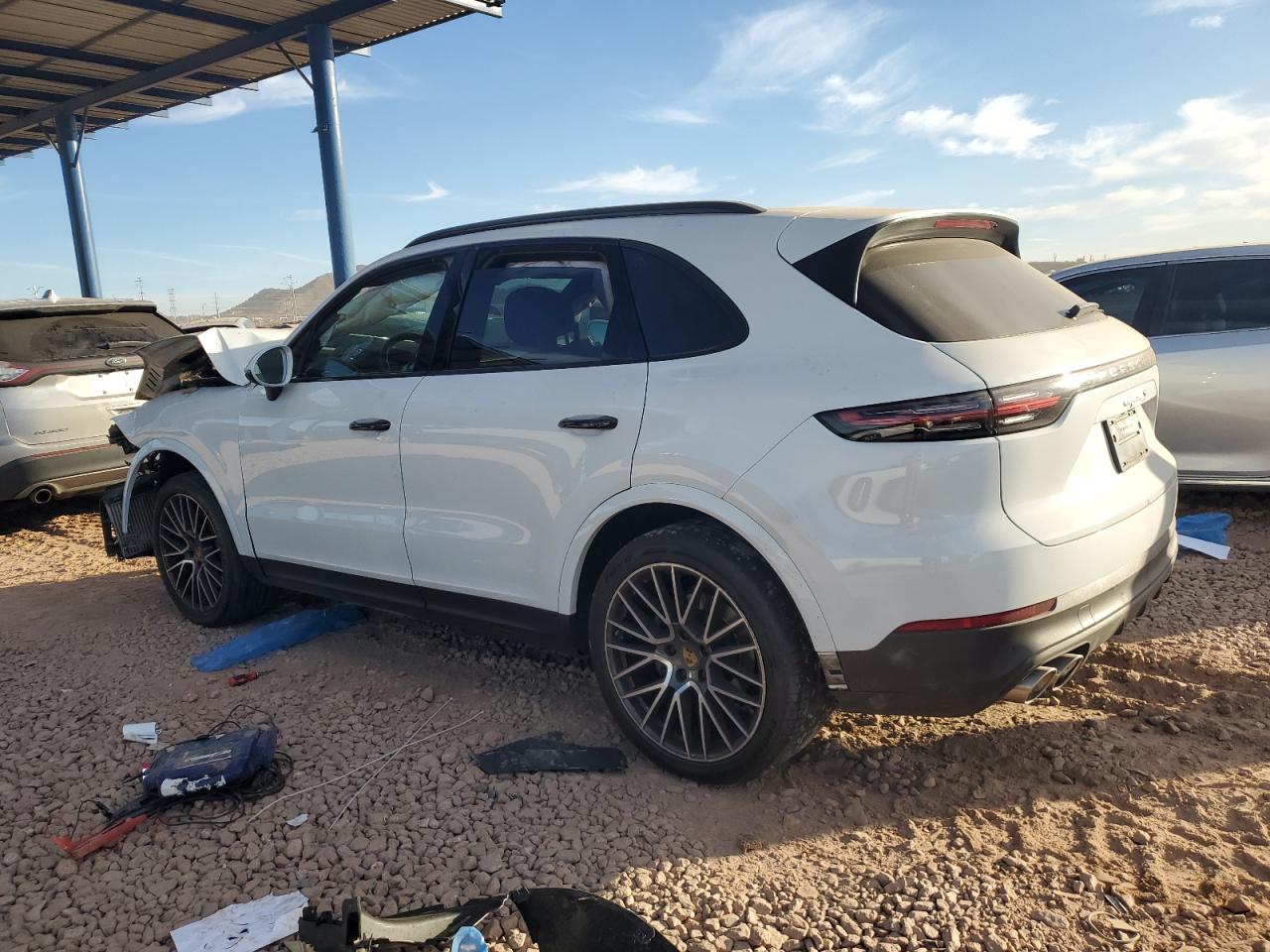 2019 Porsche Cayenne - Image 2