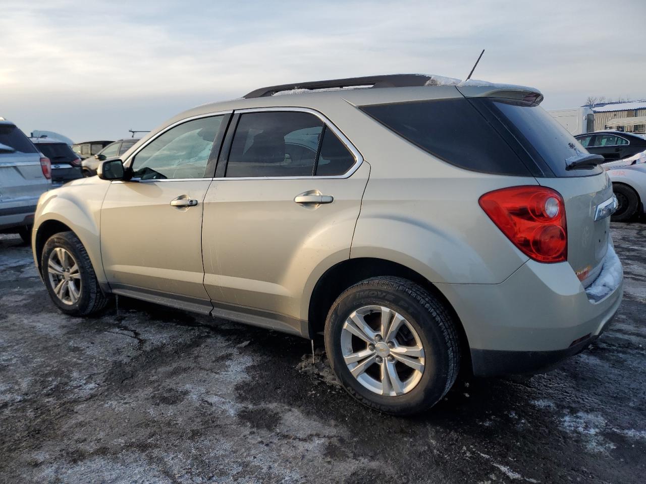 2013 Chevrolet Equinox - Image 2