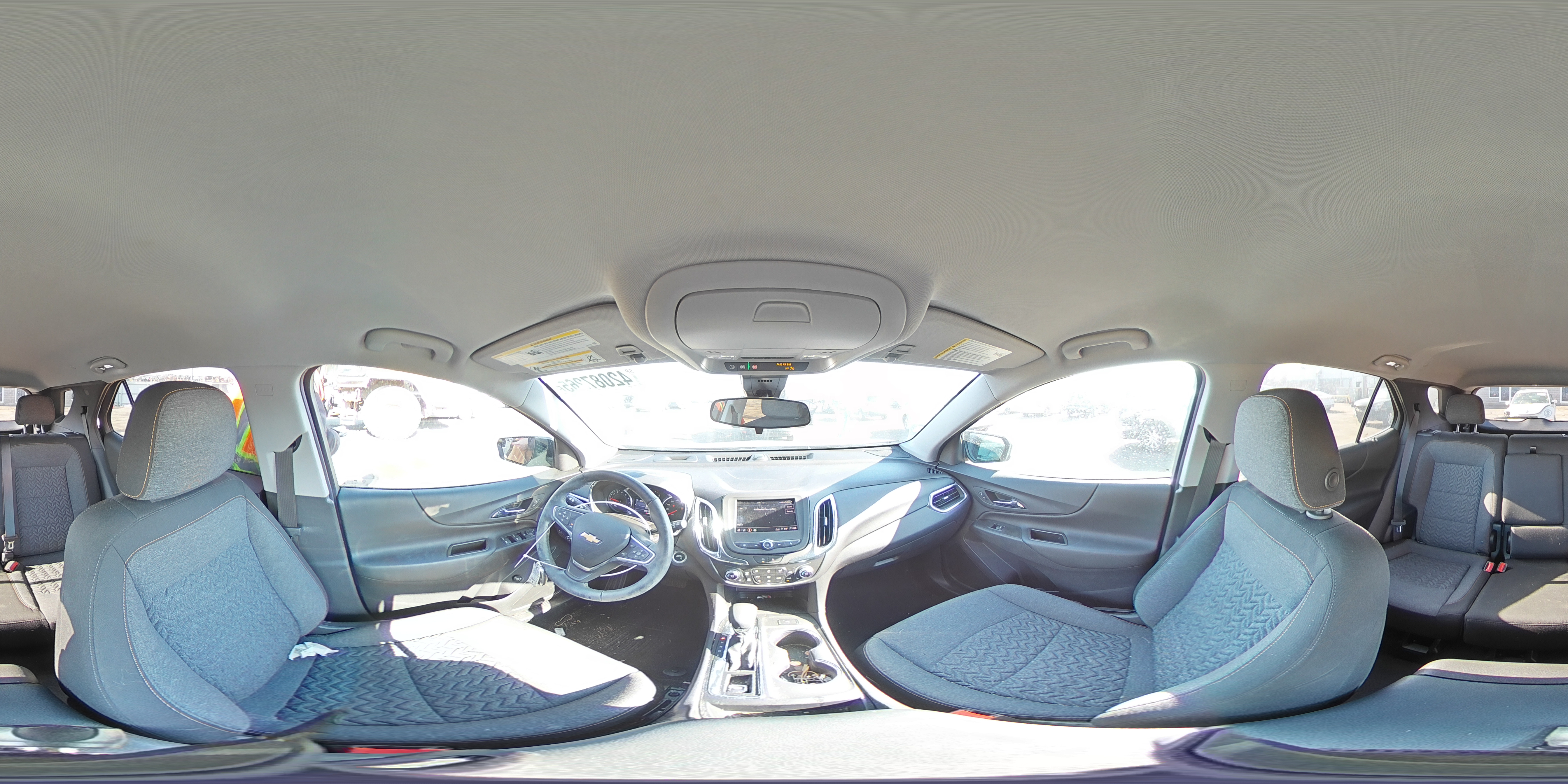 2023 Chevrolet Equinox - Image 12